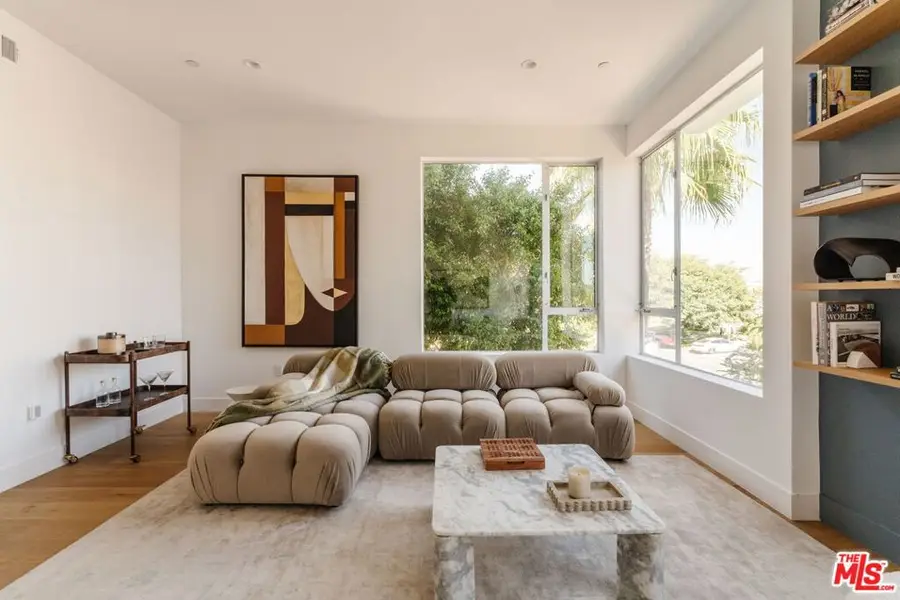 5036 W Pickford Street, Los Angeles, CA 90019 - #2