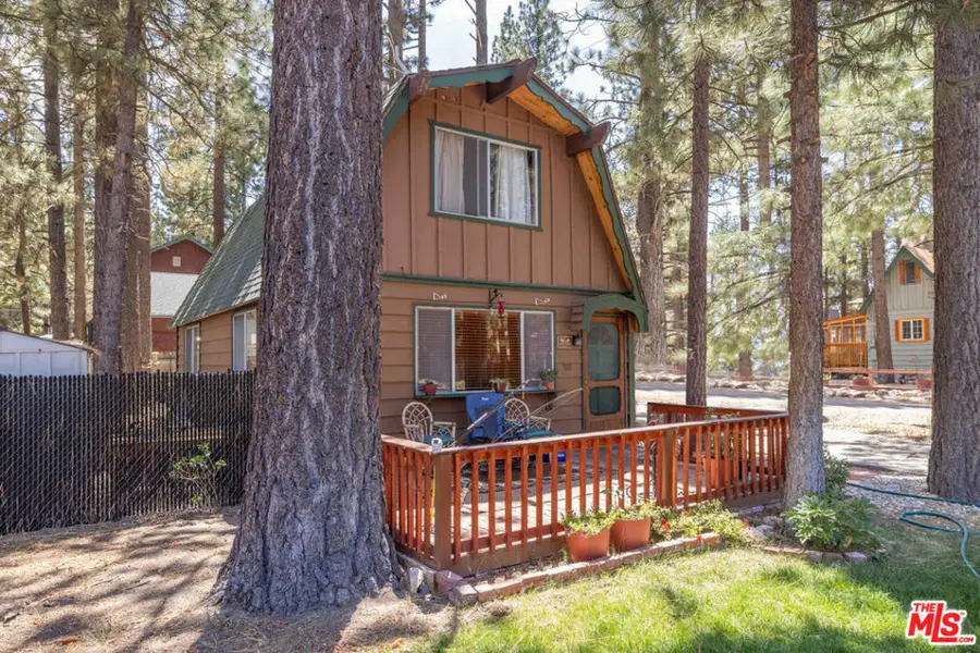 900 E Mountain View Boulevard, Big Bear City, CA 92314 - #2