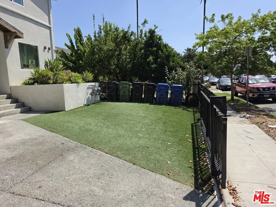 4422 S Wilton Place, Los Angeles, CA 90062 - #2