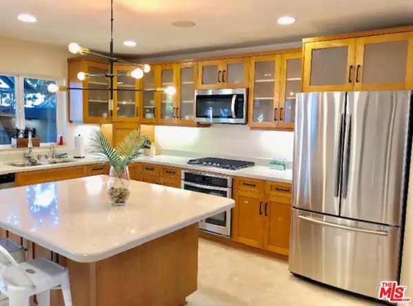 6029 W 86th Place, Los Angeles, CA 90045