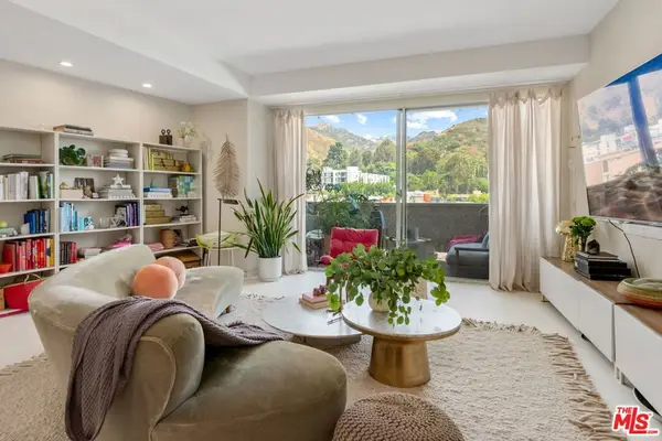 7250 Franklin Avenue #903, Los Angeles, CA 90046