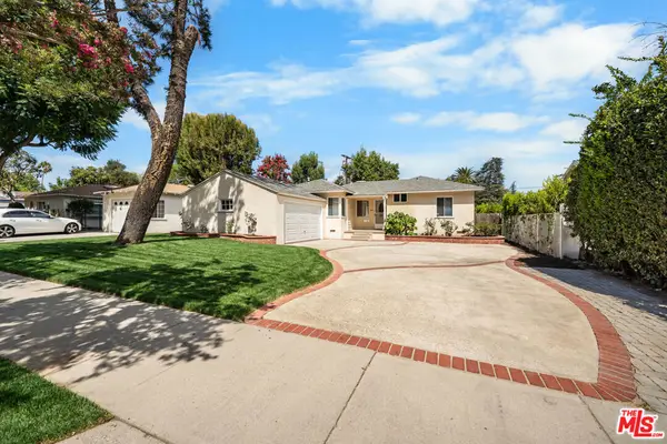 8914 Canby Avenue, Los Angeles, CA 91325