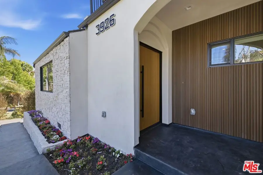 3926 S Ridgeley Drive, Los Angeles, CA 90008 - #3