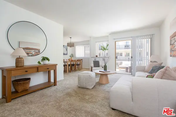 277 Pleasant Street #202, Pasadena, CA 91101