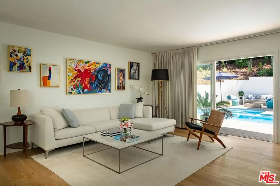 14018 Valley Vista Boulevard, Sherman Oaks, CA 91423 - #3