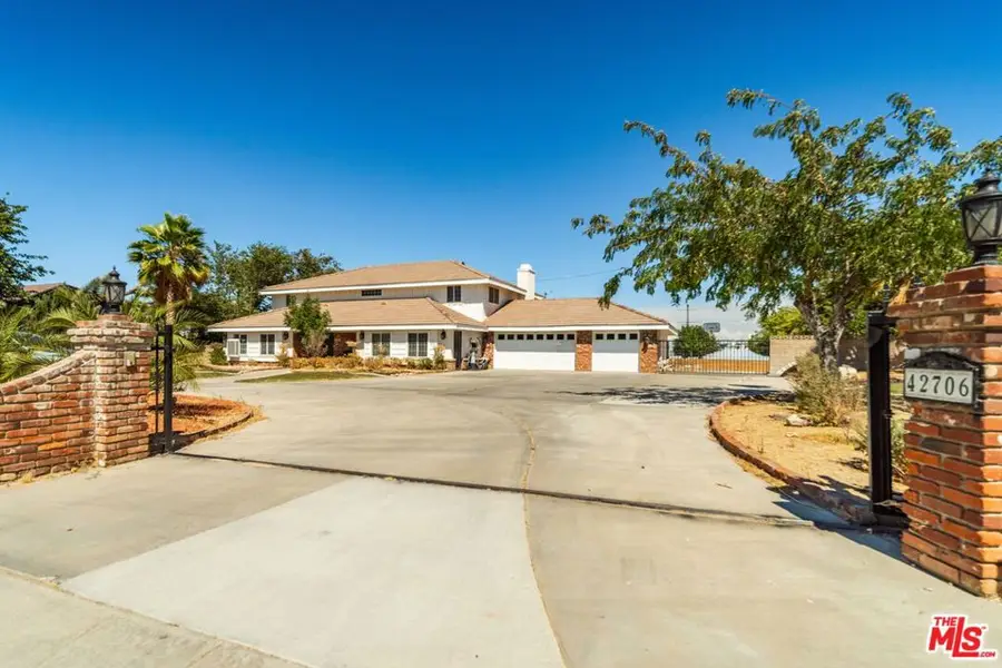 42706 20th Street, Lancaster, CA 93534 - #3
