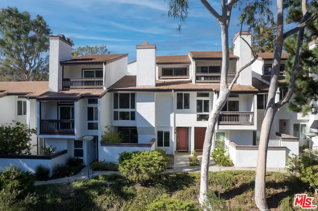 17253 Palisades Circle, Pacific Palisades, CA 90272 - #1