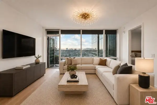 877 Francisco Street #1716, Los Angeles, CA 90017