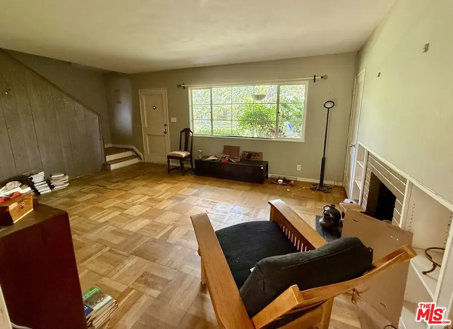 5390 Village, Los Angeles, CA 90016 - #3