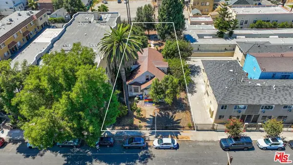 3015 Shrine Place, Los Angeles, CA 90007