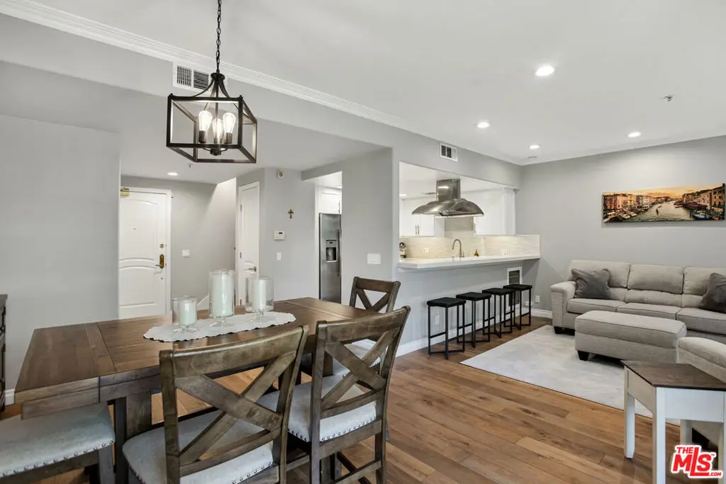 1426 N Laurel Avenue #110, West Hollywood, CA 90046 - #1