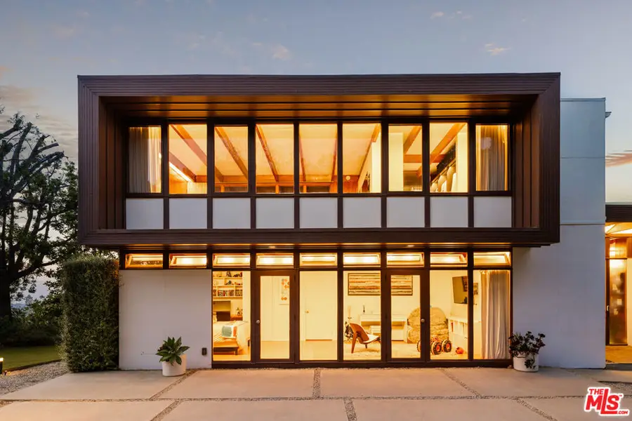 3499 Beverly Glen Boulevard, Sherman Oaks, CA 91423 - #3