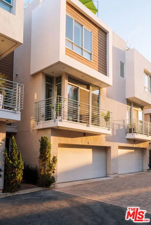 1400 N Fuller Avenue #16, Los Angeles, CA 90046 - #2