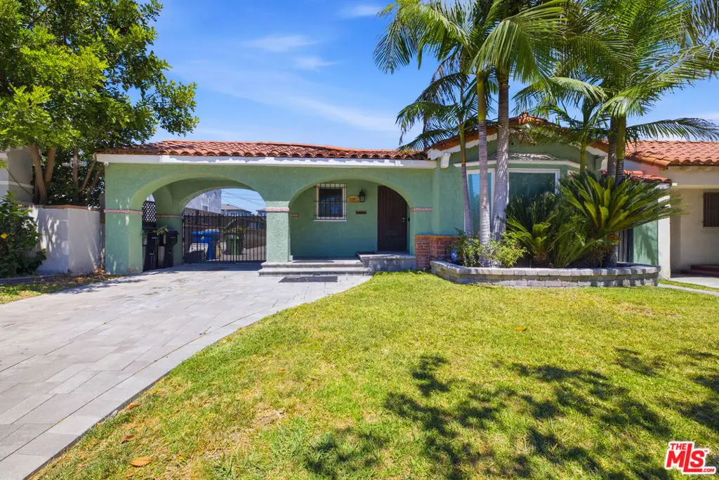 3237 W 74th Street, Los Angeles, CA 90043 - #1