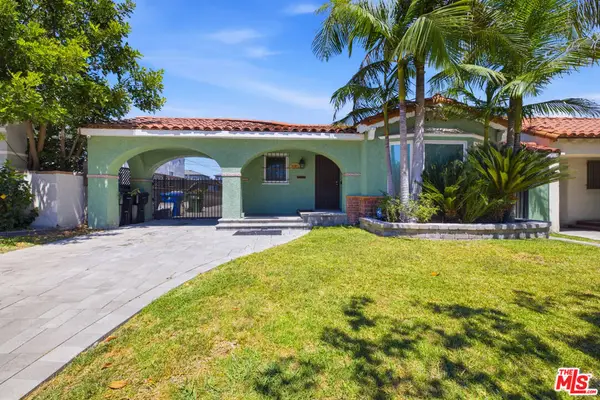 3237 W 74th Street, Los Angeles, CA 90043