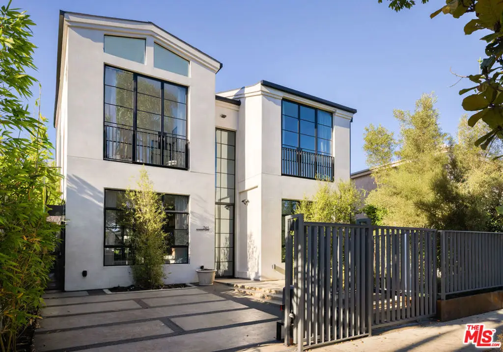 745 Sunset Avenue, Venice, CA 90291 - #1