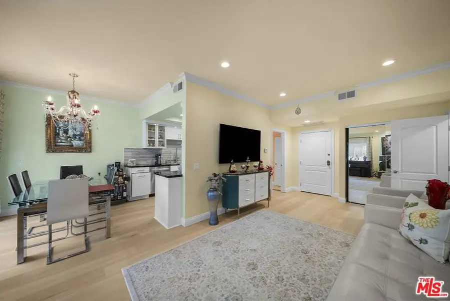 17914 Magnolia Boulevard #130, Encino, CA 91316 - #3
