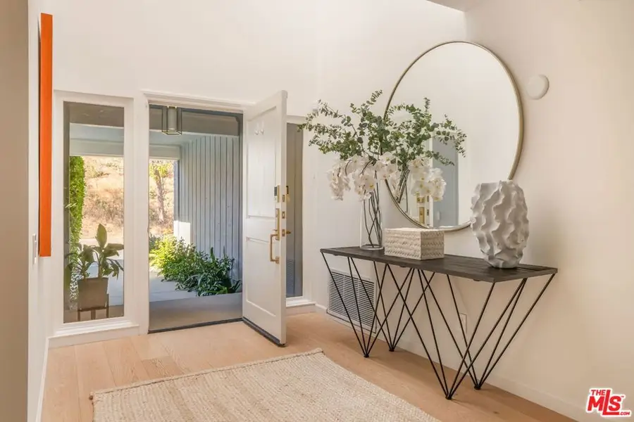 1736 Michael Lane, Pacific Palisades, CA 90272 - #3