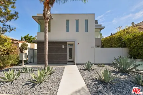 853 21st Street #104, Santa Monica, CA 90403