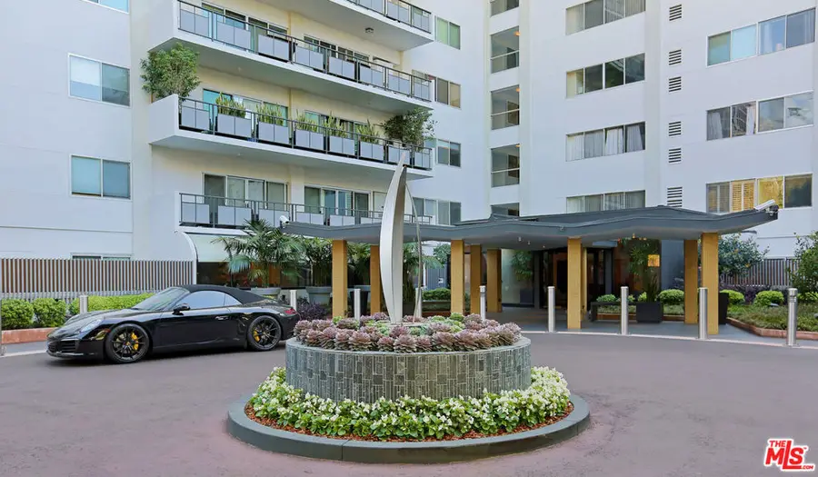 1155 N La Cienega Boulevard #1110, West Hollywood, CA 90069 - #2