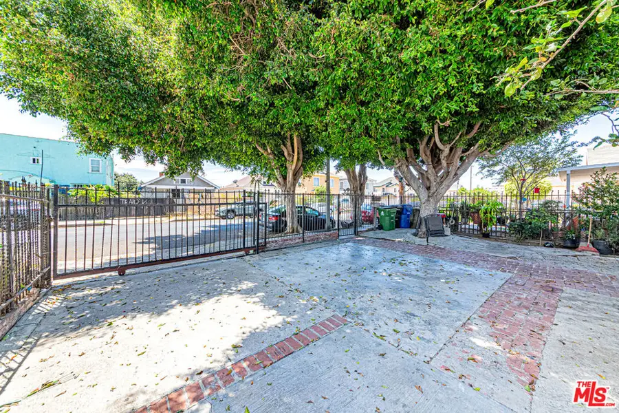 223 E 55th Street, Los Angeles, CA 90011 - #3