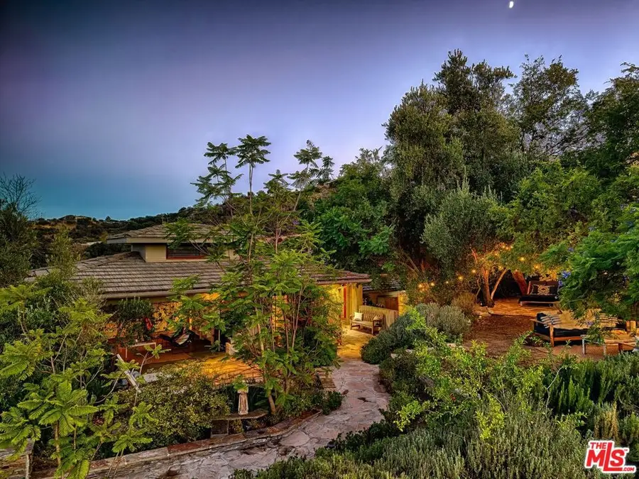 20634 Medley Lane, Topanga, CA 90290 - #2