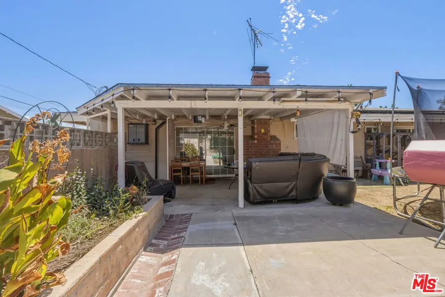 20111 Superior Street, Chatsworth, CA 91311 - #3