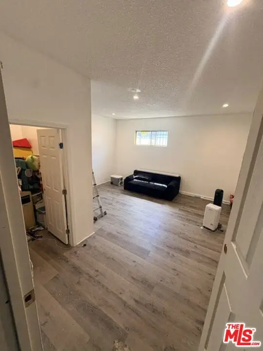1537 E 84th Street, Los Angeles, CA 90001 - #3