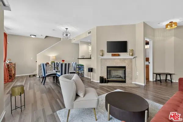 4600 Don Lorenzo Drive #4, Los Angeles, CA 90008
