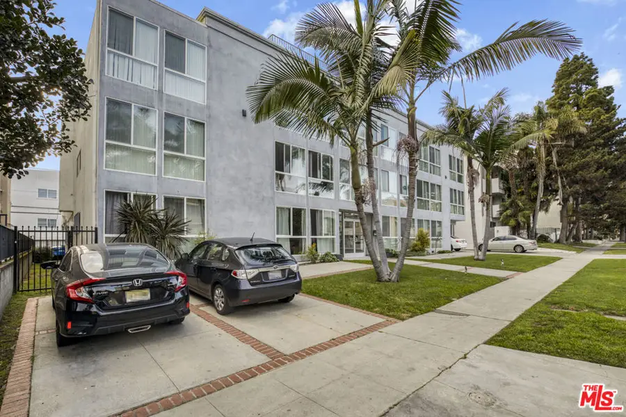 1811 S Bentley Avenue, Los Angeles, CA 90025 - #2