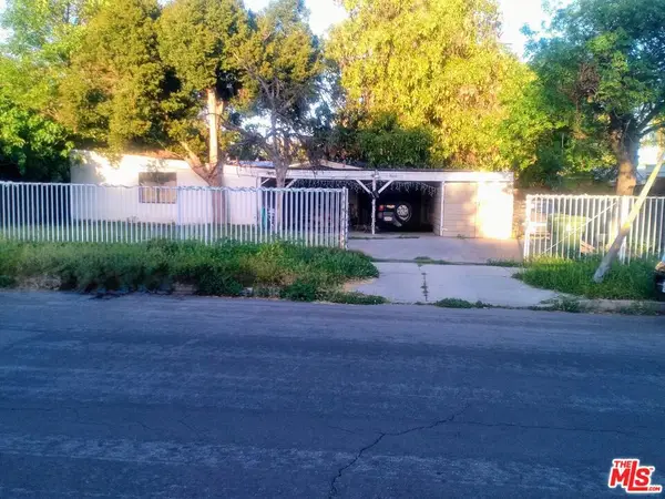 8018 Shirley Avenue, Los Angeles, CA 91335