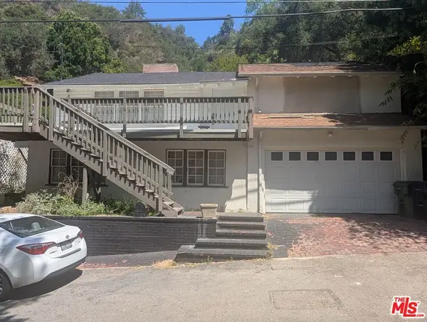9699 Yoakum Drive, Los Angeles, CA 90210