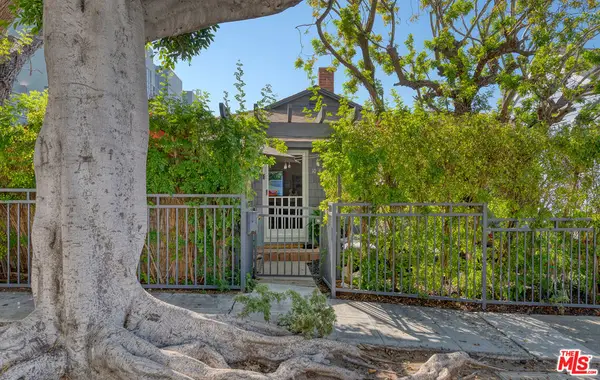 1014 Pier Avenue, Santa Monica, CA 90405