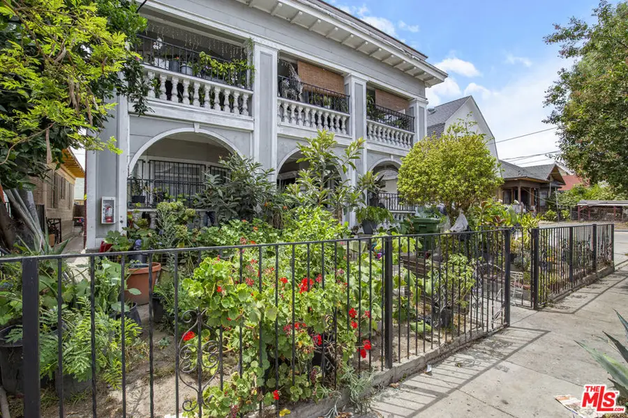 326 E 35th Street, Los Angeles, CA 90011 - #2