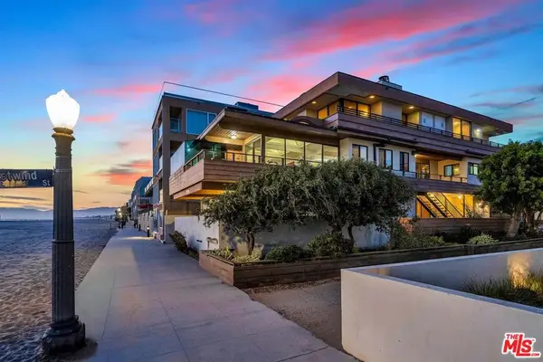 5317 Ocean Front Walk, Los Angeles, CA 90292