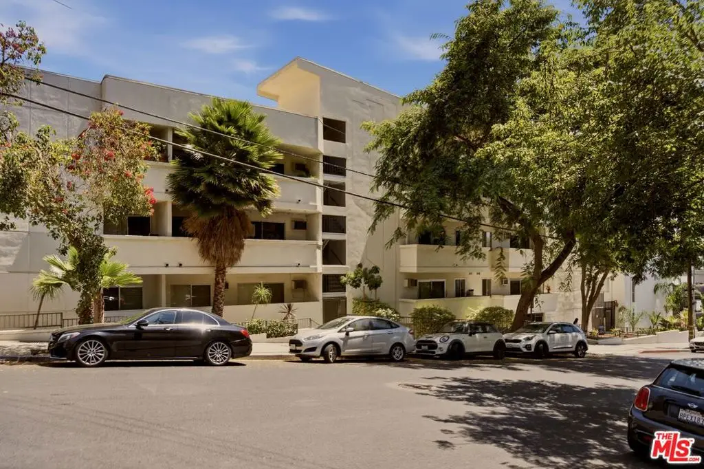 960 Larrabee Street #117, West Hollywood, CA 90069 - #1