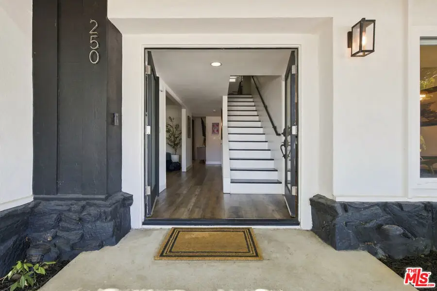 250 Lupe Avenue, Newbury Park, CA 91320 - #2