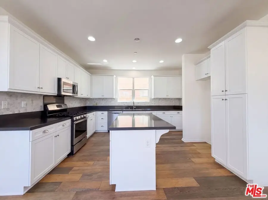 21981 Propello Drive, Santa Clarita, CA 91350 - #2
