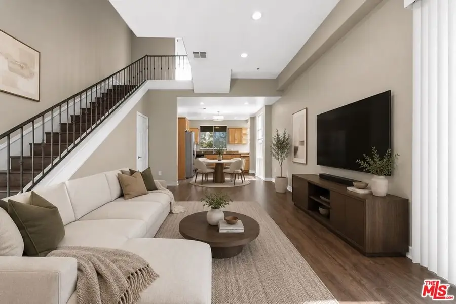5237 Willowcrest Avenue, North Hollywood, CA 91601 - #2