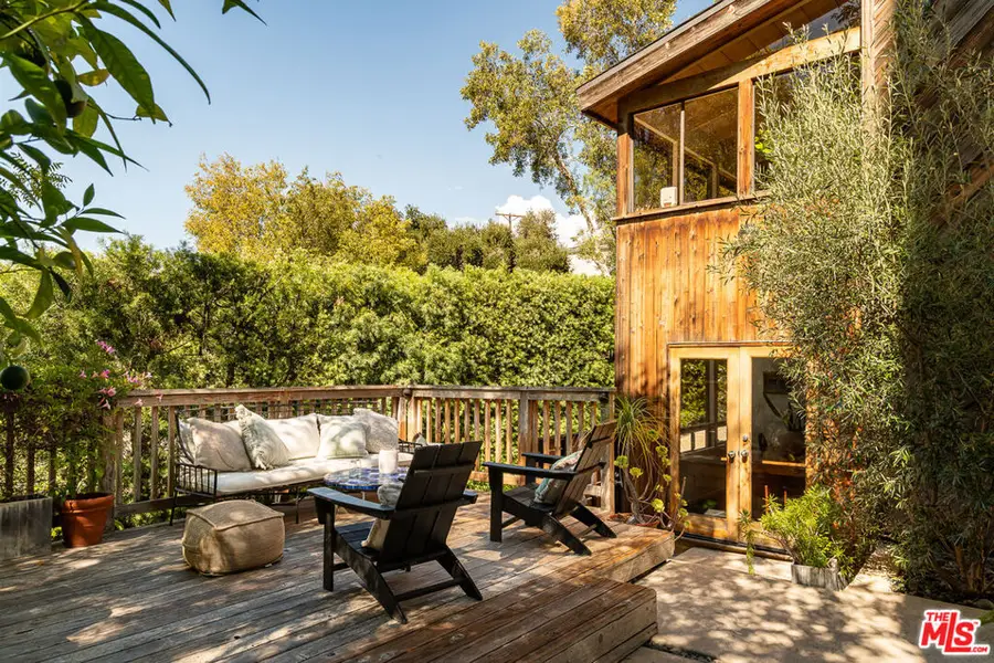 4100 Madelia Avenue, Sherman Oaks, CA 91403 - #2