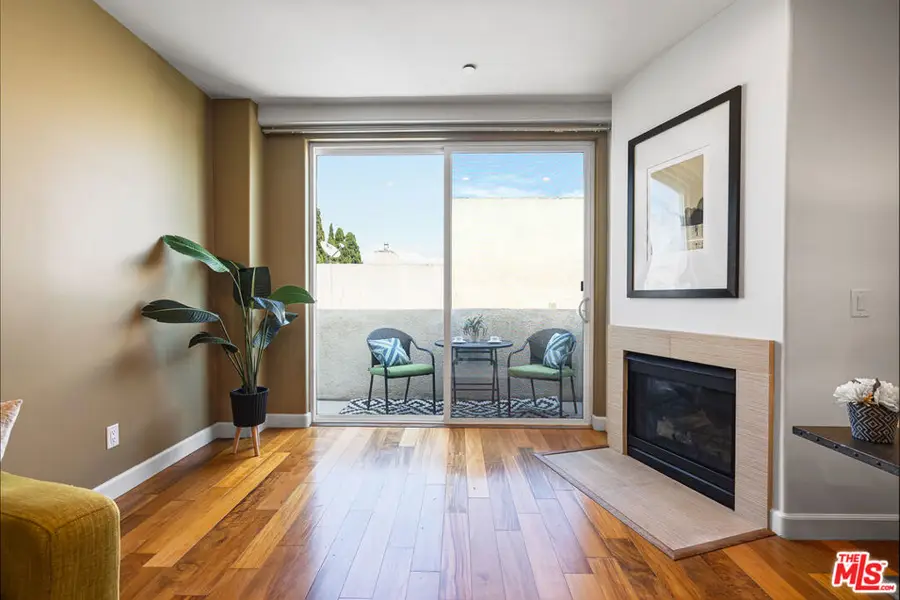 1540 Amherst Avenue #PH2, Los Angeles, CA 90025 - #3