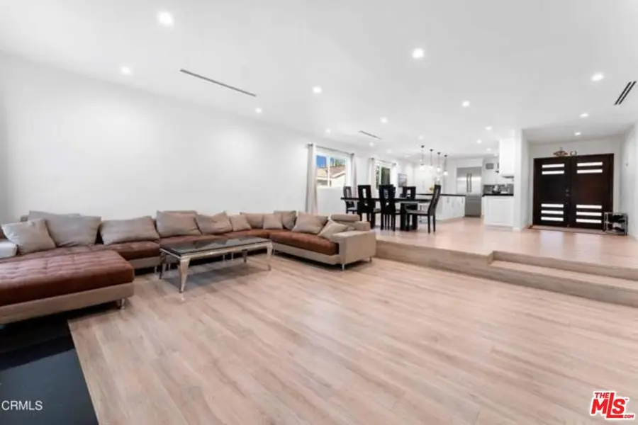 15903 Londelius Street, North Hills, CA 91343 - #2