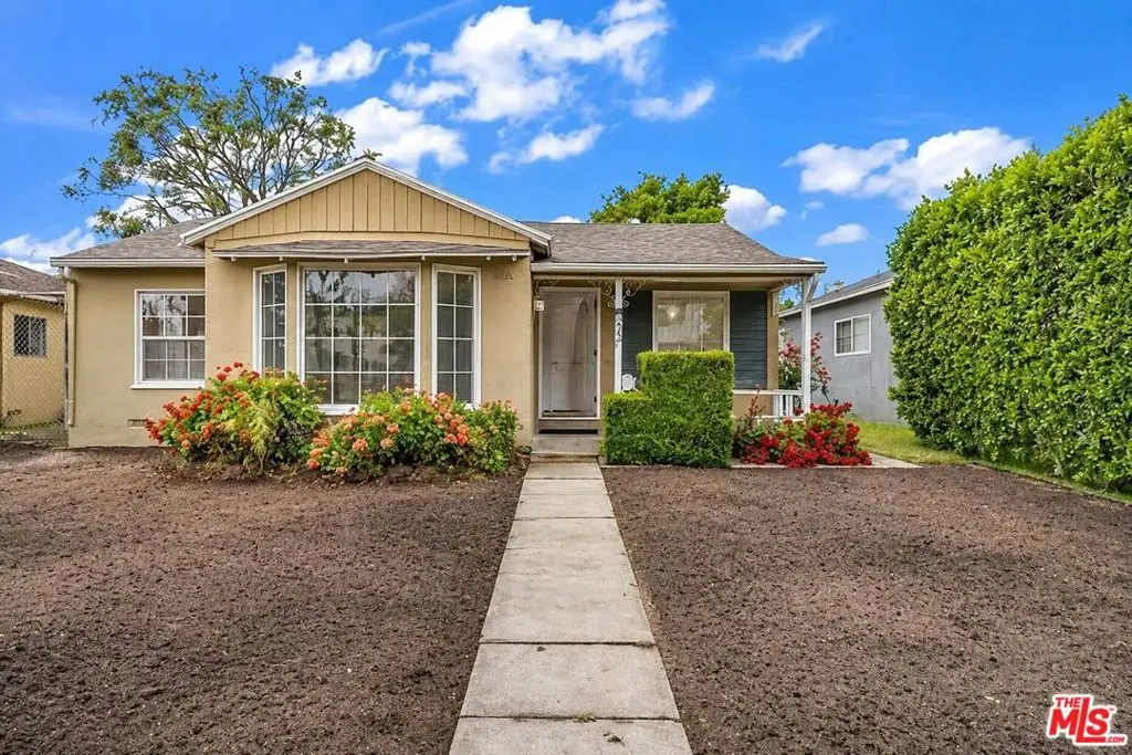 6531 Hayvenhurst Avenue, Van Nuys, CA 91406 - #1