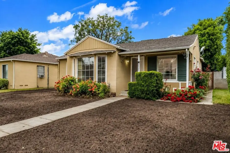 6531 Hayvenhurst Avenue, Van Nuys, CA 91406 - #2