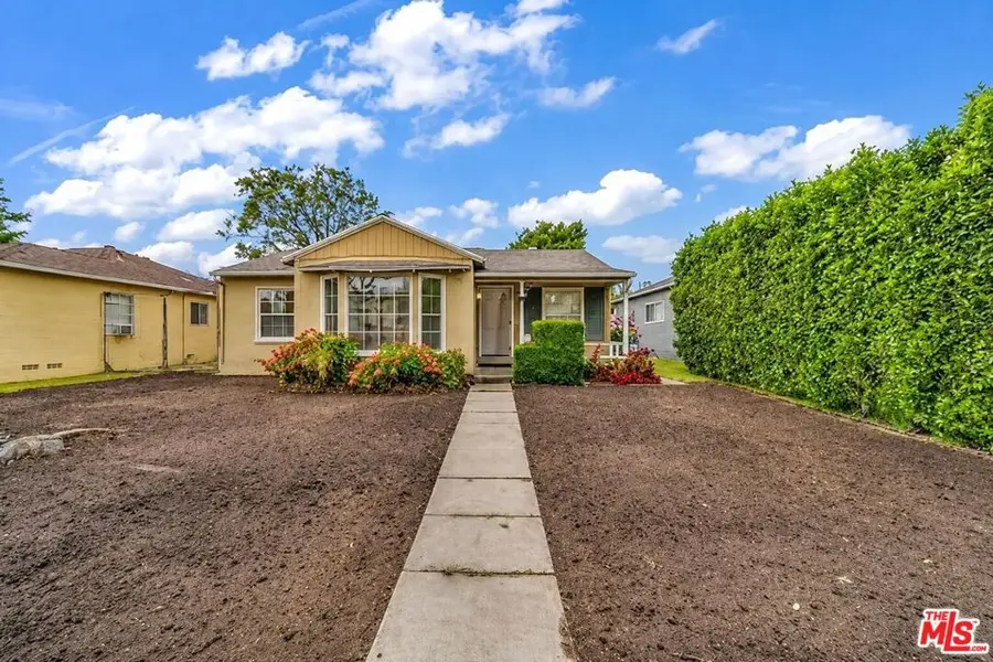 6531 Hayvenhurst Avenue, Van Nuys, CA 91406 - #3