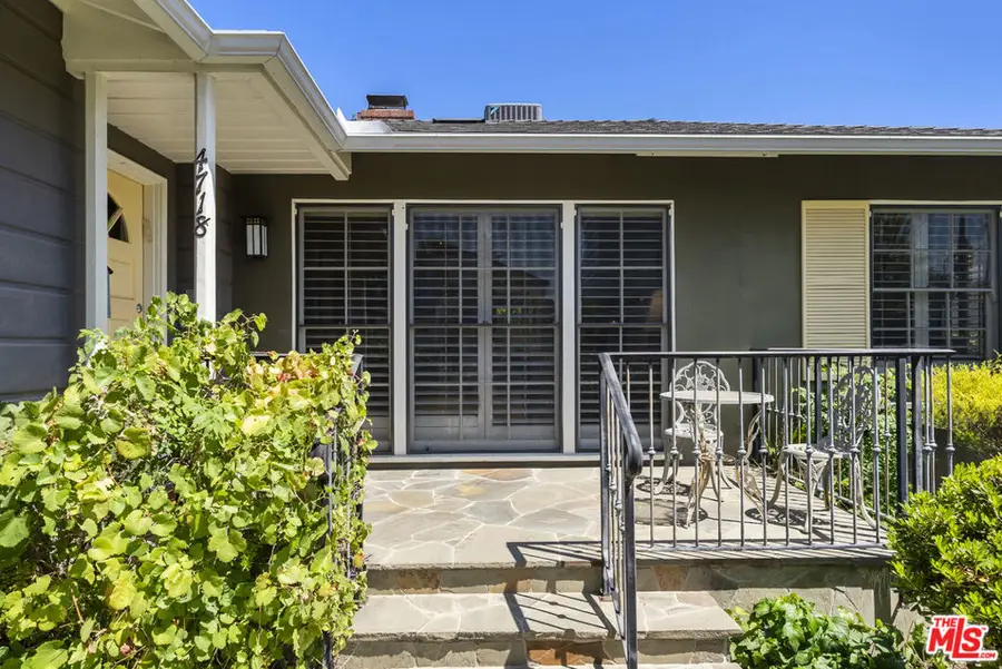 4718 Columbus Avenue, Sherman Oaks, CA 91403 - #3