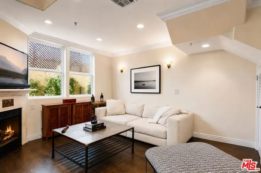 1050 N Edinburgh Avenue #103, West Hollywood, CA 90046 - #3