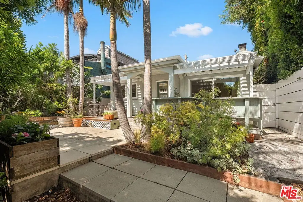 845 Amoroso Place, Venice, CA 90291 - #1