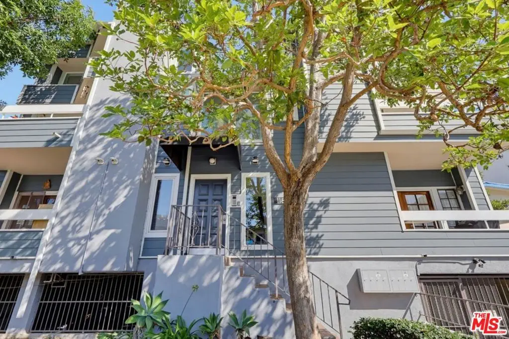 11818 Courtleigh Drive #104, Los Angeles, CA 90066 - #1