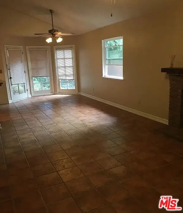 6304 Castleton Street, Bakersfield, CA 93313 - #1
